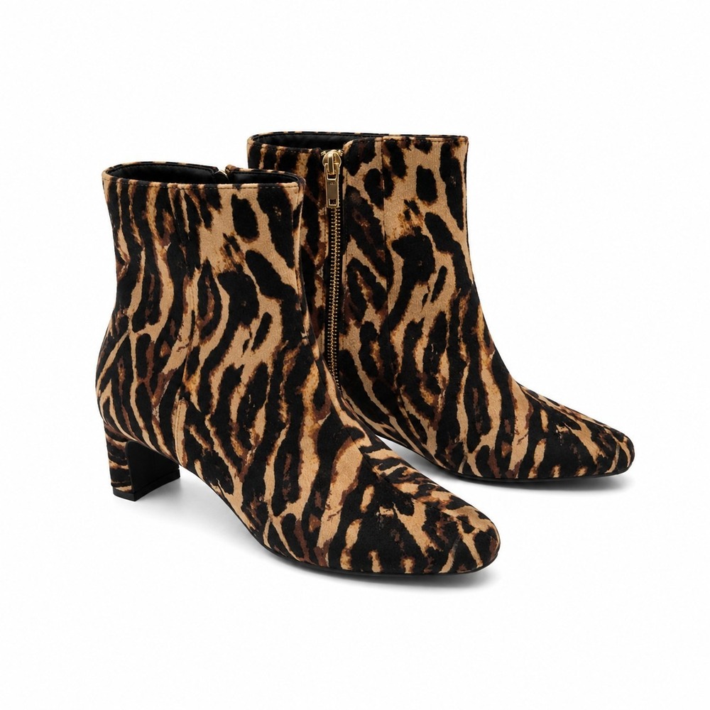 NWT A New Day Women's Tigris Ankle Boots Block Heel Side Zip Memory Foam Size 6